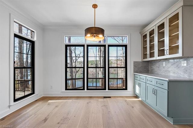 320 Lake Point Lane, Belews Creek, NC 27009