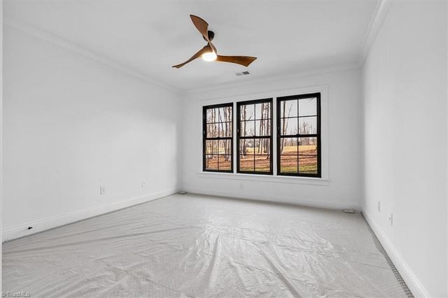 320 Lake Point Lane, Belews Creek, NC 27009