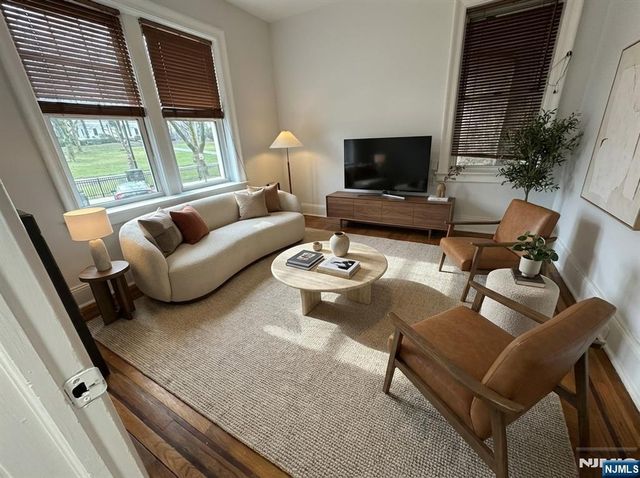 311 79th Street 9, North Bergen, NJ 07047