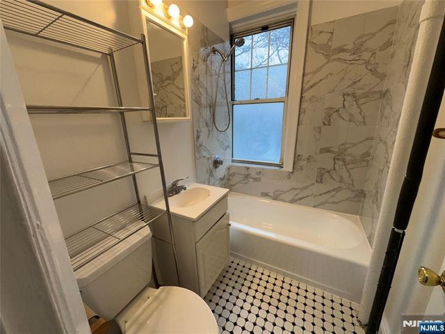 311 79th Street 9, North Bergen, NJ 07047