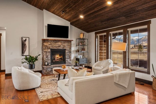 27 Obsidian Lane, Livingston, MT 59047