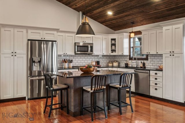 27 Obsidian Lane, Livingston, MT 59047