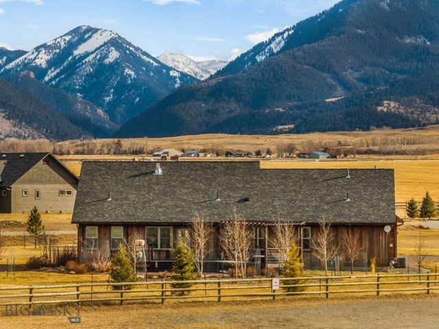 27 Obsidian Lane, Livingston, MT 59047