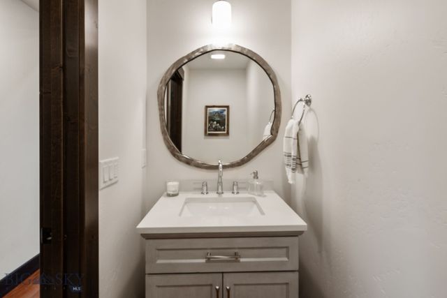 27 Obsidian Lane, Livingston, MT 59047