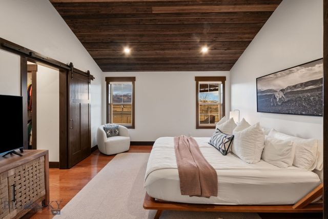 27 Obsidian Lane, Livingston, MT 59047