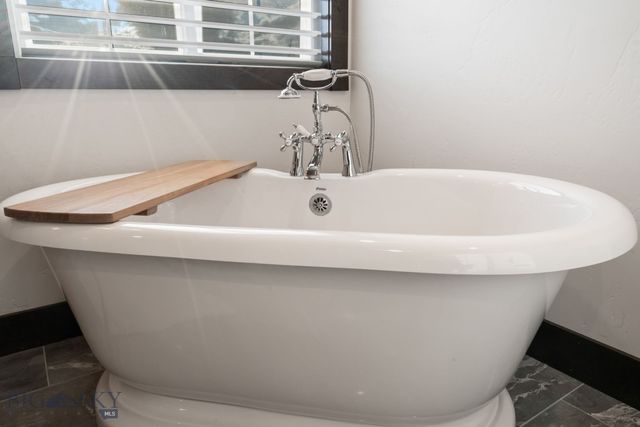 27 Obsidian Lane, Livingston, MT 59047