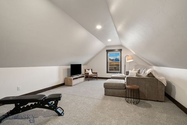 27 Obsidian Lane, Livingston, MT 59047