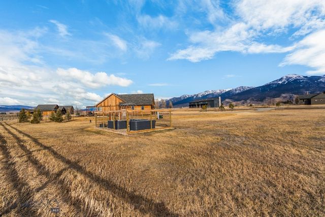 27 Obsidian Lane, Livingston, MT 59047