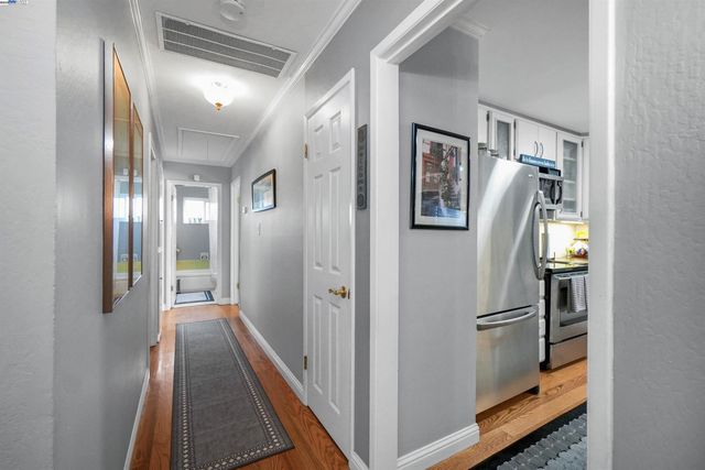 2472 Bradford Ave, Hayward, CA 94545