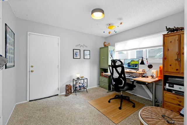 2472 Bradford Ave, Hayward, CA 94545