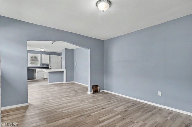 872 Cole Avenue, Akron, OH 44306