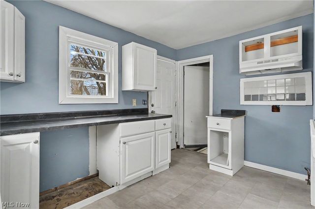 872 Cole Avenue, Akron, OH 44306