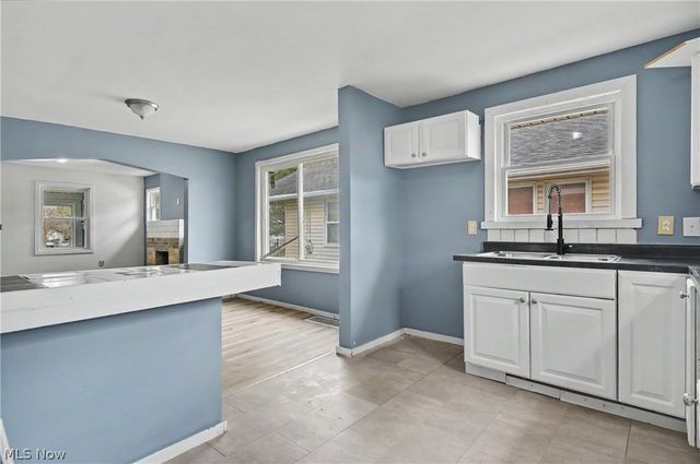 872 Cole Avenue, Akron, OH 44306