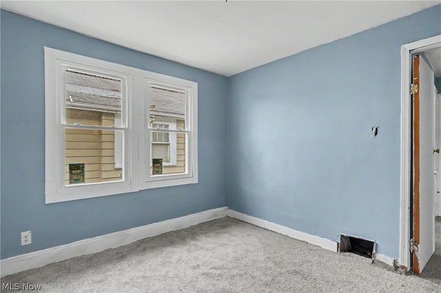 872 Cole Avenue, Akron, OH 44306