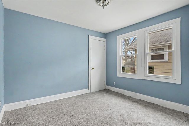 872 Cole Avenue, Akron, OH 44306