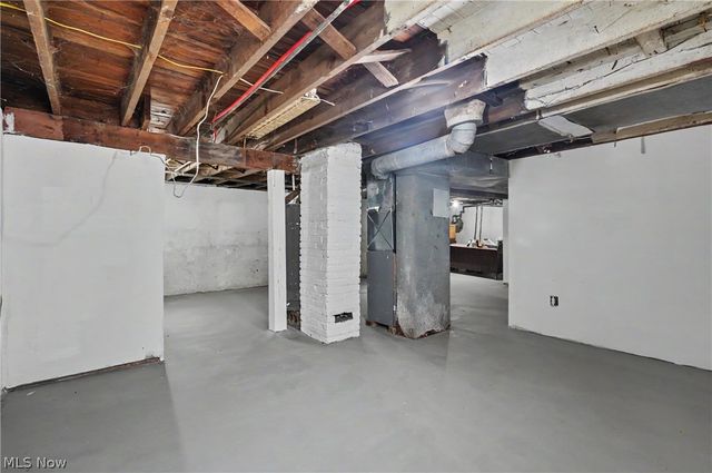 872 Cole Avenue, Akron, OH 44306