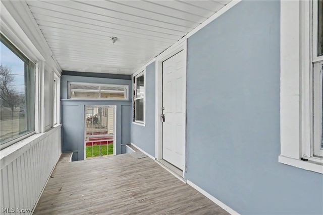 872 Cole Avenue, Akron, OH 44306