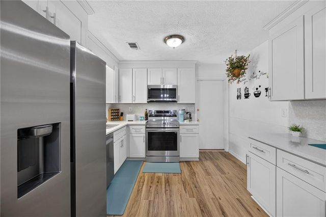 1019 Park West Lane, Stone Mountain, GA 30088