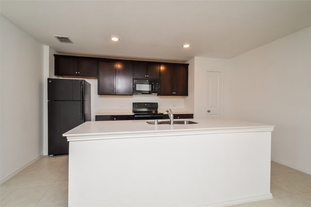 122 Lemongrass Drive, Princeton, TX 75407