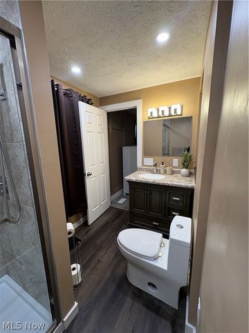 5133 Winslow Drive, Mineral Ridge, OH 44440