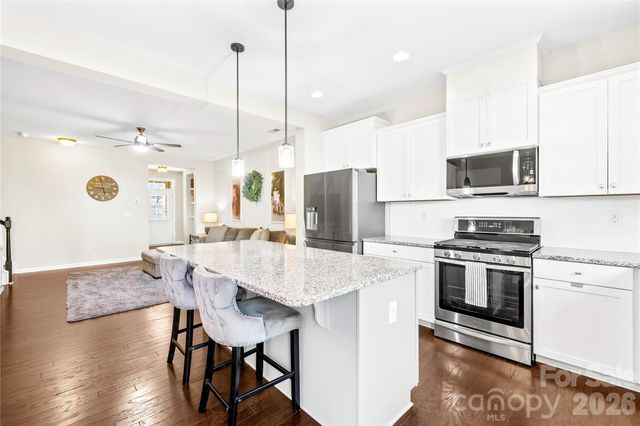 5609 Stonewells Drive 94, Charlotte, NC 28278