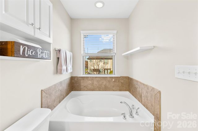 5609 Stonewells Drive 94, Charlotte, NC 28278