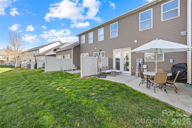 5609 Stonewells Drive 94, Charlotte, NC 28278