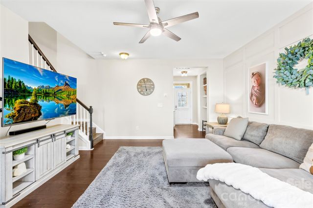 5609 Stonewells Drive 94, Charlotte, NC 28278