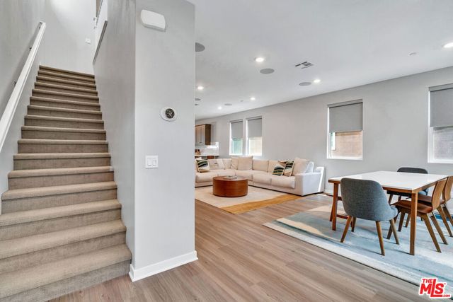 515 Daniel Freeman Circle, Inglewood, CA 90301