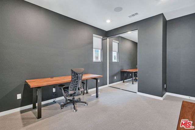 515 Daniel Freeman Circle, Inglewood, CA 90301