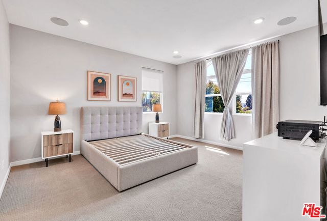 515 Daniel Freeman Circle, Inglewood, CA 90301