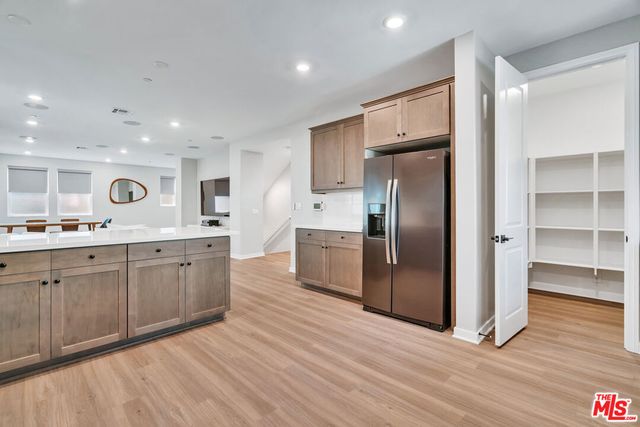 515 Daniel Freeman Circle, Inglewood, CA 90301