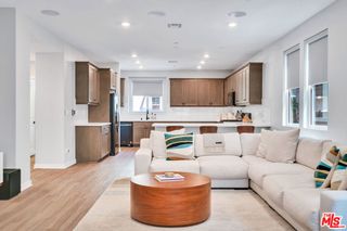 515 Daniel Freeman Circle, Inglewood, CA 90301