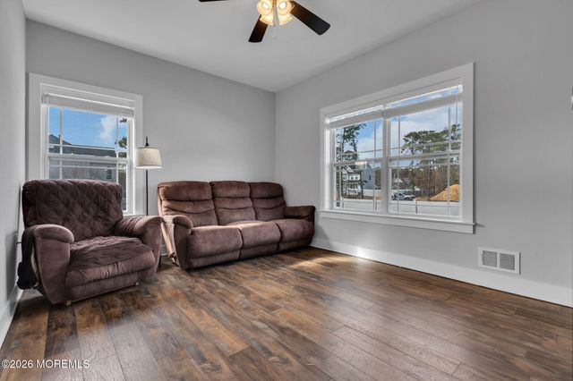 1440 Leguene Avenue, Forked River, NJ 08731