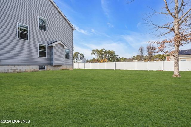 1440 Leguene Avenue, Forked River, NJ 08731