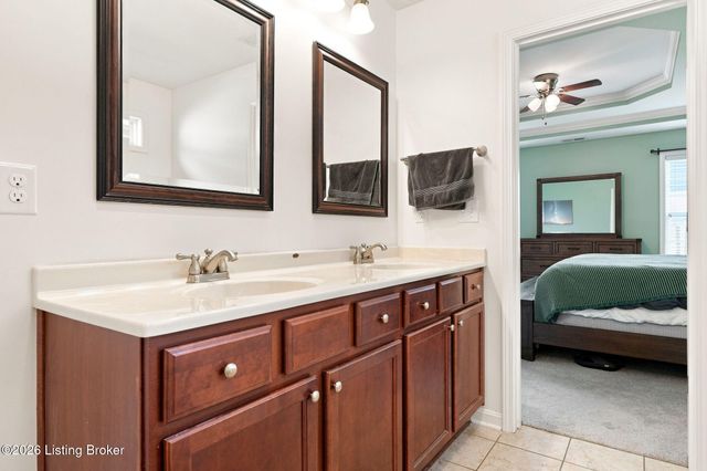 17409 Westbury Dr, Louisville, KY 40245