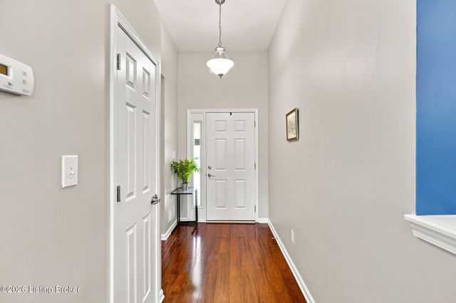 17409 Westbury Dr, Louisville, KY 40245