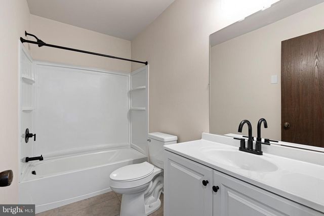 5516 DORAL DR, Wilmington, DE 19808