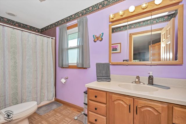3912 Buck Avenue, Joliet, IL 60431