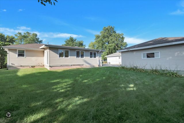 3912 Buck Avenue, Joliet, IL 60431