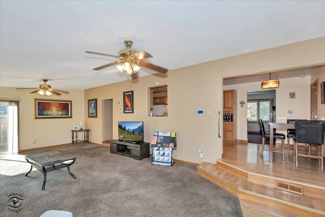3912 Buck Avenue, Joliet, IL 60431