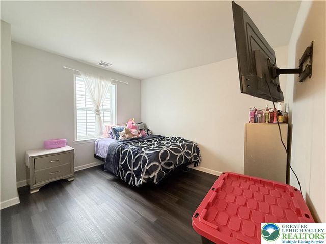 2121 Huntington Lane, Easton, PA 18040