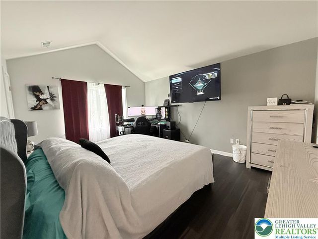 2121 Huntington Lane, Easton, PA 18040