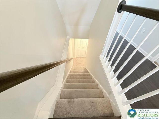 2121 Huntington Lane, Easton, PA 18040