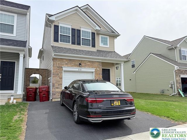 2121 Huntington Lane, Easton, PA 18040