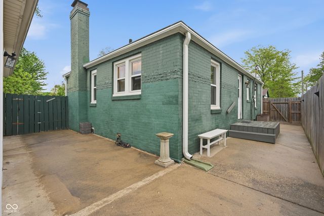 614 Harrison Street, Anderson, IN 46012