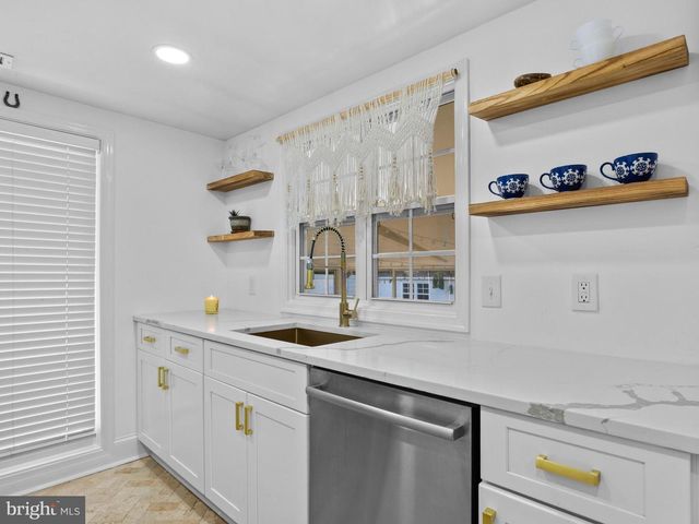 1100 BAY RIDGE AVE, Annapolis, MD 21403