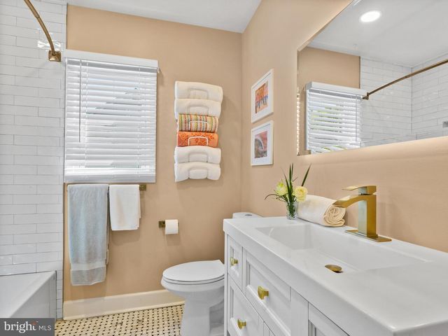1100 BAY RIDGE AVE, Annapolis, MD 21403