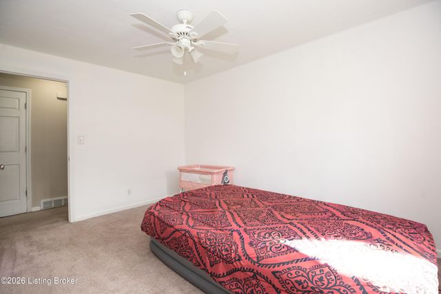 11412 Flowervale Ln, Louisville, KY 40272