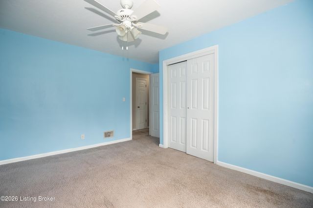 11412 Flowervale Ln, Louisville, KY 40272